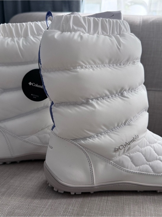 Columbia Shoes - Columbia Women’s Minx Slip IV Winter Boots – White – Size 9 – New in Box